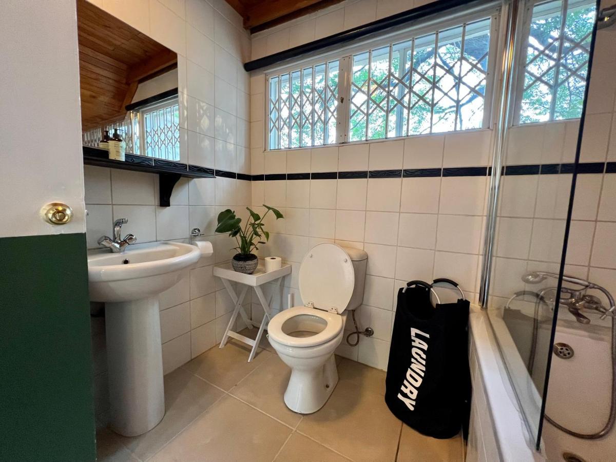 Cosy City Cottage 哈博罗内 外观 照片