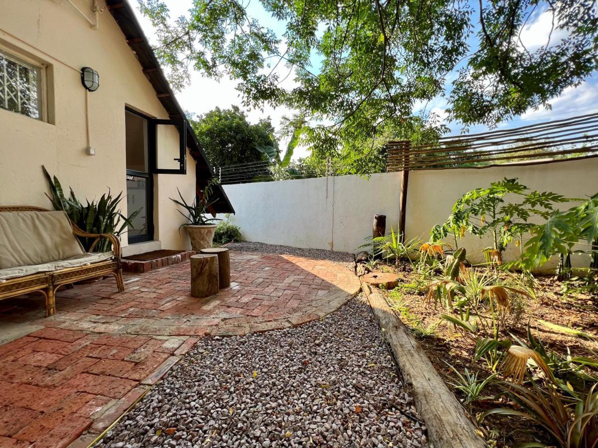 Cosy City Cottage 哈博罗内 外观 照片